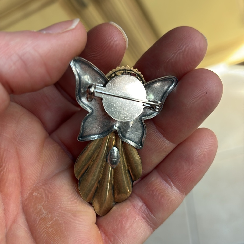 Angel Brooch by Wendell August - Picture 2 of 3